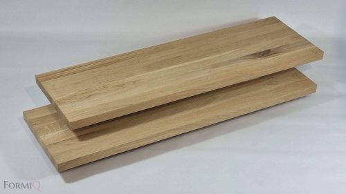 Treppenstufe aus massiver europäischer Eiche - Qualität RUSTIC